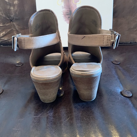 Jessica Simpson Celine’s Open-Toe Slingback - Picture 5 of 10